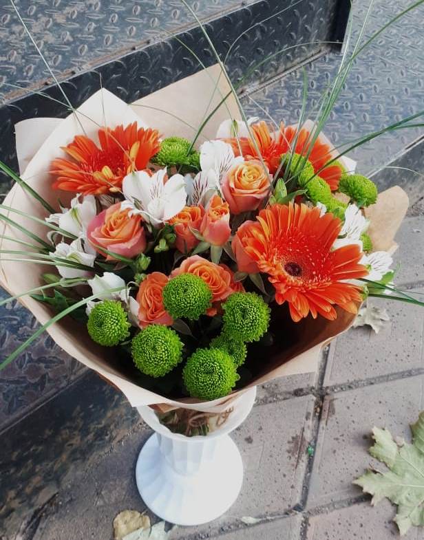 Букет цветов из: Герберы, Хризантемы, Альстромерии и Розы в Ставрополе