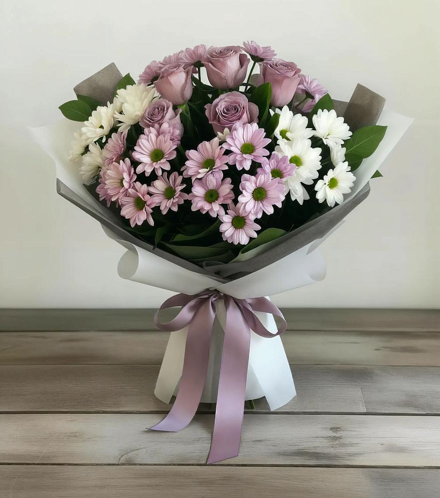 Букет цветов из: Хризантемы и Розы в Ставрополе