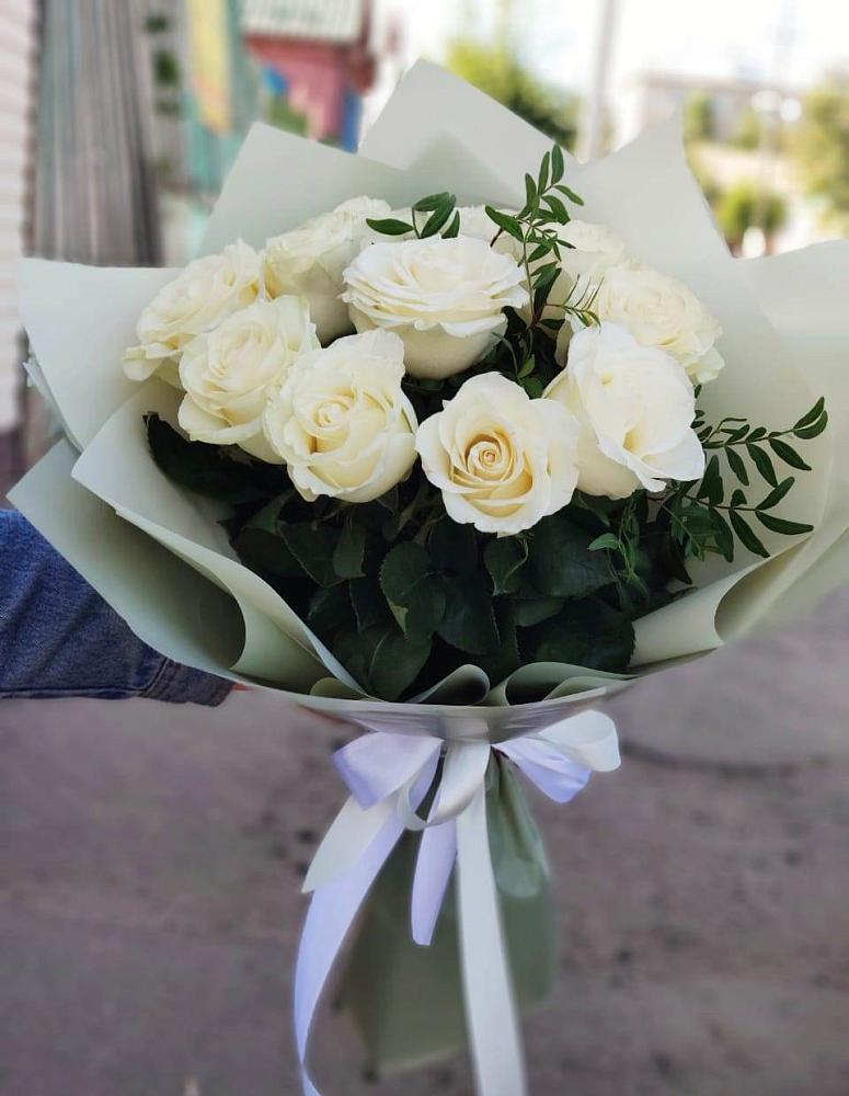 Букет Белые розы Проуд в Ставрополе