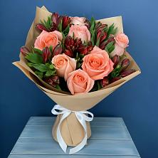 Букет цветов из:  Розы и Альстромерии в Ставрополе