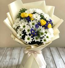 Букет цветов из:  Ирисы, Хризантемы и Розы #REPLACE_PRED# Ставрополе