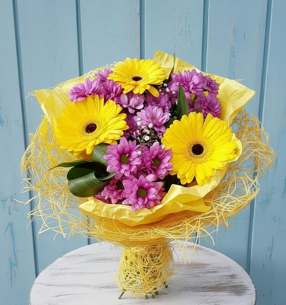Букет цветов из: Хризантемы и Герберы в Ставрополе