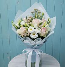 Букет цветов из:  Розы и Лизиантусы #REPLACE_PRED# Ставрополе