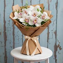 Букет цветов из:  Орхидеи и Розы в Ставрополе