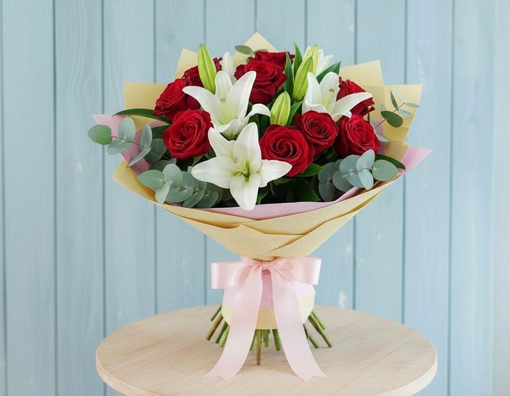 Букет цветов из: Лилии и Розы в Ставрополе